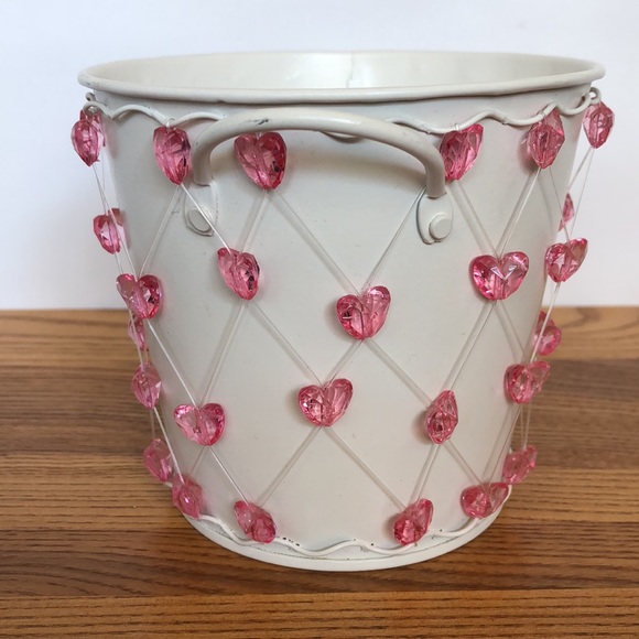 Decorative 4.5” white bucket accented with pink heart beads - Picture 2 of 6